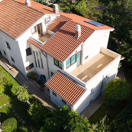Apartmani Ravan Cernik  외부 사진